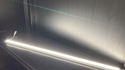 【新入庫】アイリスオーヤマ　LEDライト　ガラス板　システム什器　棚板　NXGS900DC-R　！