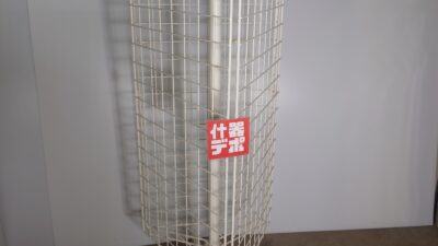 【新入庫！】回転什器 ネット什器 三角 3面